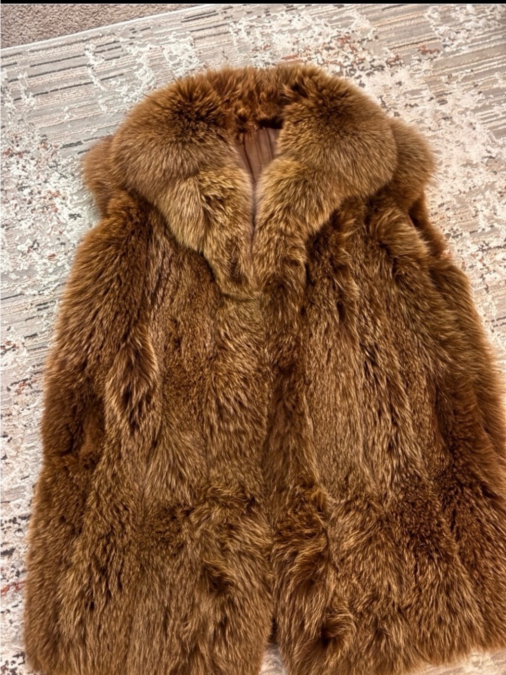 Genuine lux  red  fox Vest with Plush Collar. - Picture 4 of 8